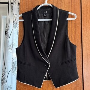 XXI Black Waistcoat Vest with Contrast White Piping Y2K Office Core Size M